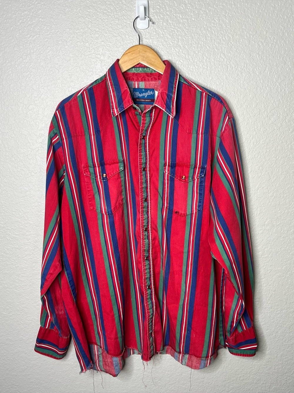 Vintage Wrangler Western Shirt XL Distressed Red Striped Pearl Snap Cowboy Rodeo